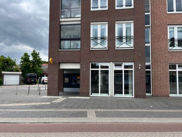 Raadhuis 4, Hedel